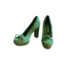 NWOT Sperry Top Sider Jeffrey Womens Suede Heel Pump Size 7 Green